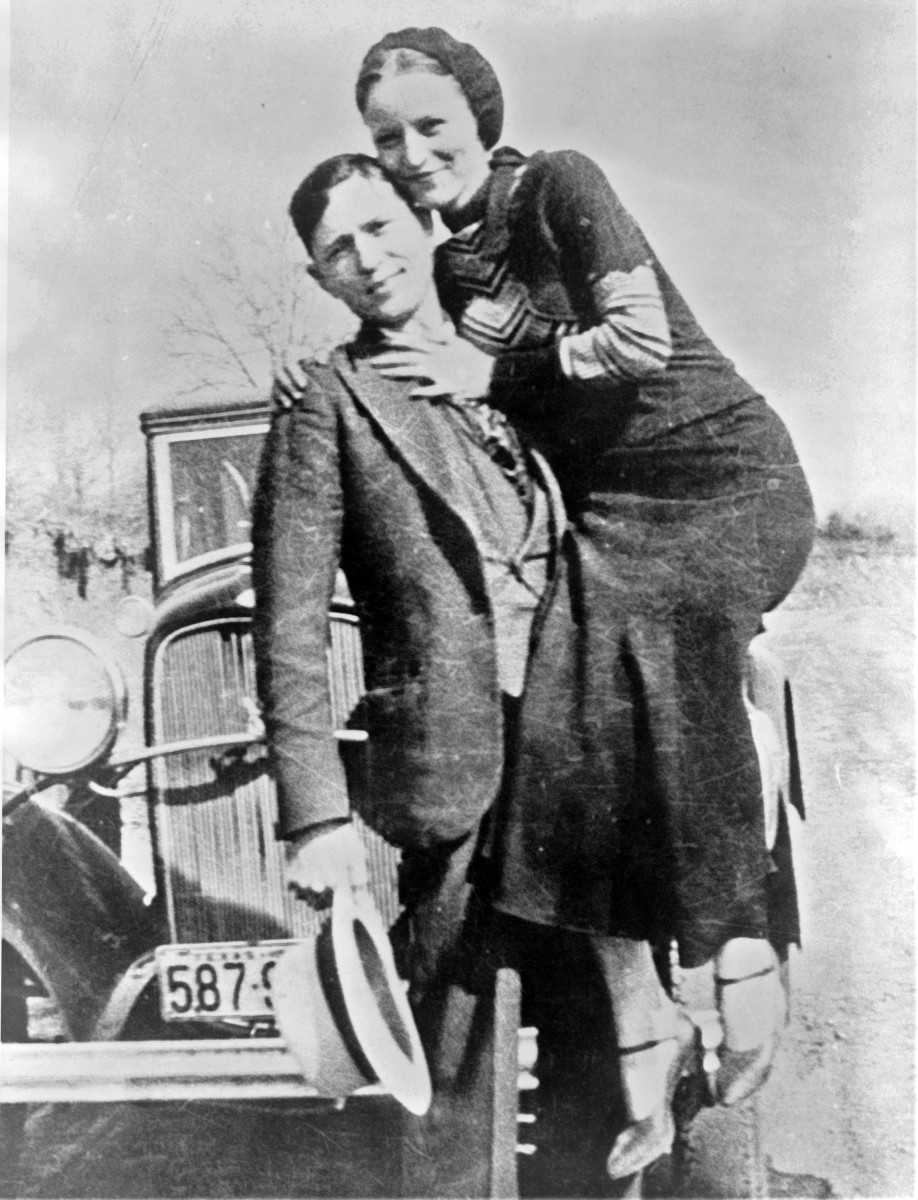 a-tale-of-bonnie-and-clyde-bank-robbery-poteau-oklahoma