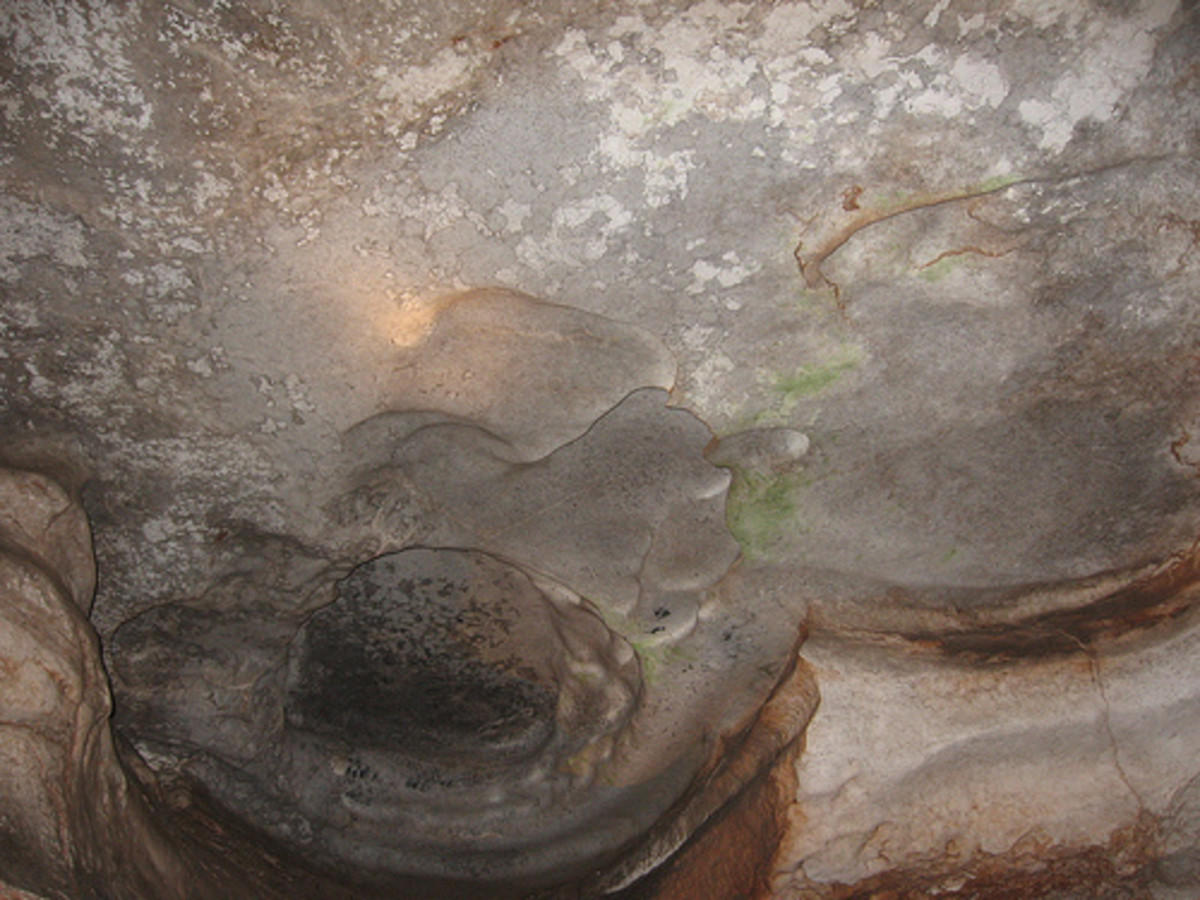 Oklahoma Caves: Selenite and Gypsum formations in Alabaster Caverns State Park Oklahoma Caves: Selenite and Gypsum formations in Alabaster Caverns State Park