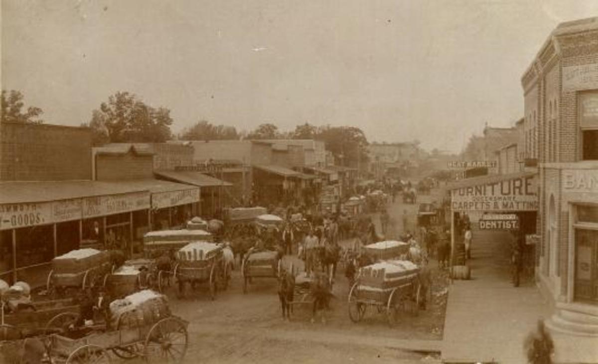 Main Street in Shawnee, Oklahoma, looking west in the late 1800s