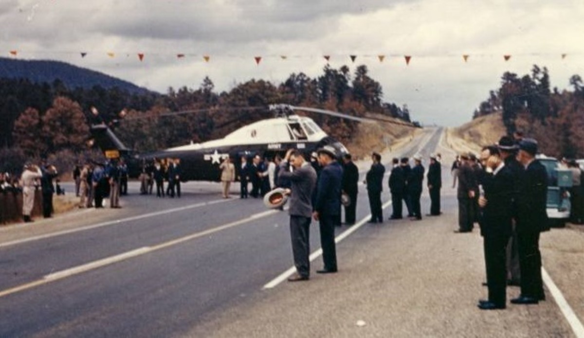 ARRIVAL OF PRESIDENT JOHN F. KENNEDY, October 29, 1961 ARRIVAL OF PRESIDENT JOHN F. KENNEDY, October 29, 1961