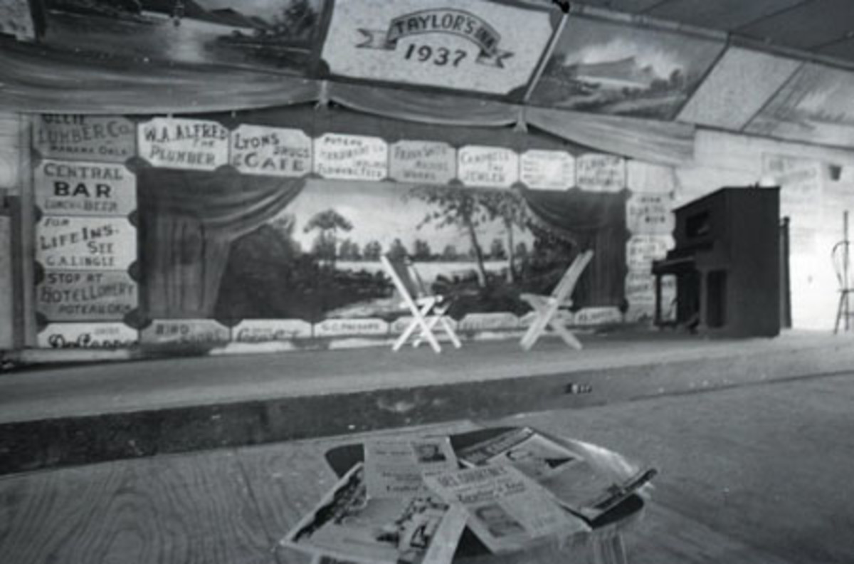 Taylor's Inn Stage Taylor's Inn Stage