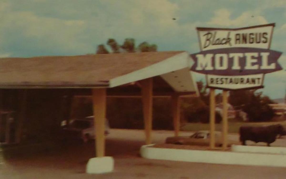 The Black Angus Motel