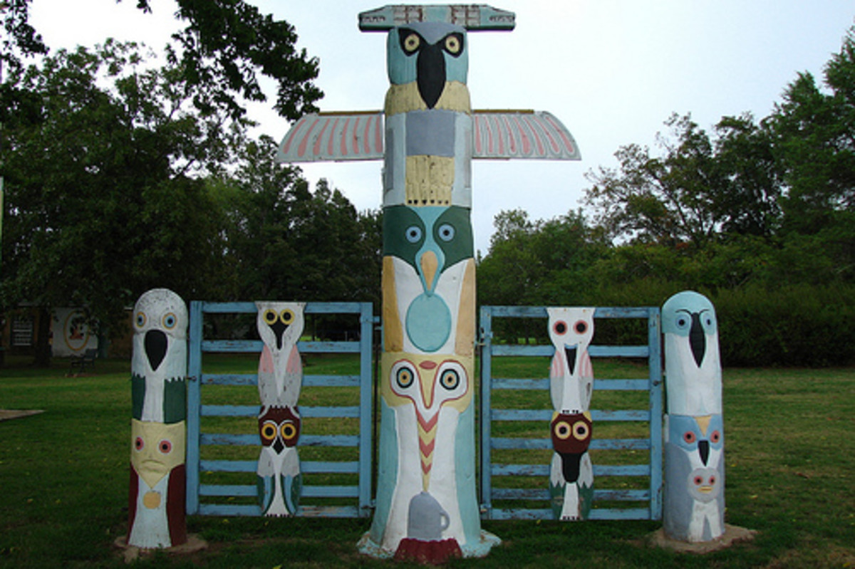 Another Ornate Gate Found at Totem Pole Park. Another Ornate Gate Found at Totem Pole Park.